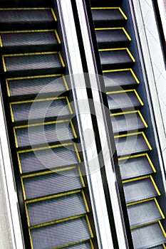 Gleam of automatic escalator