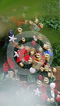 Gleaming Christmas tree background