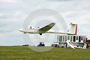 Glider landing