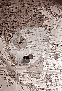 Globe with tack (Asia Region)