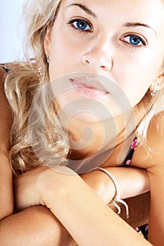 Glose-up portrait of a beautiful blond woman