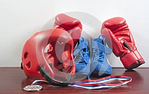 Gloves, helmet and shoes
