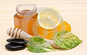 Glyceryn soap jar of honey and lemon