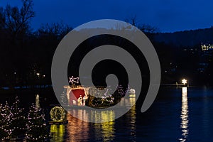 Gmunden, Advent, Schloss, christmas market on the lake traunsee