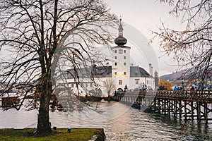 Gmunden Schloss Ort Castle or Schloss Ort Castle on Traunsee la photo