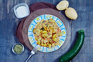 Gnocchi with chicken and vegetables