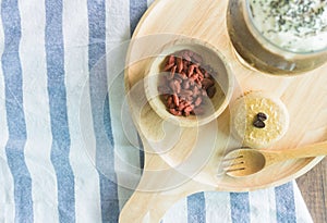 Goji berries with coffee scone and cold drinks