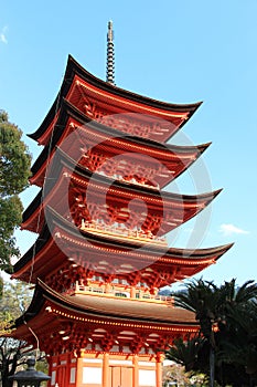 Goju-no-to pagoda in miyajima (japan)