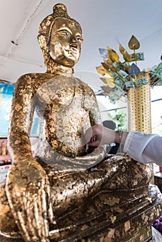 Gold buddha