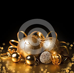 Gold christmas balls