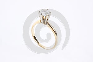 Gold diamond ring