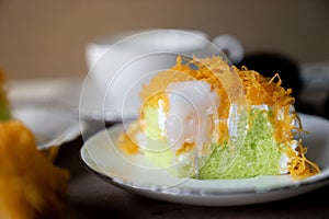 Gold Egg Yolk Thread Cake , or Cake Foi Tong Thai pandan cake