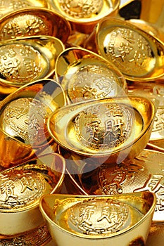 Gold ingot ornaments