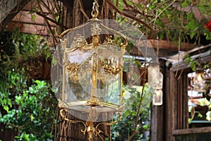 GOLD LANTERN LIGHT