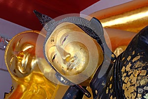 Gold Reclining Buddha in Ayutthaya
