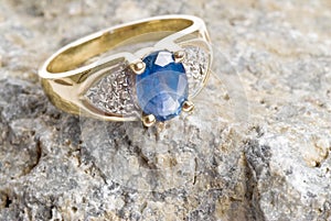 Gold Ring with Sapphire and Diamonds