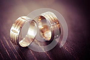 Gold wedding rings