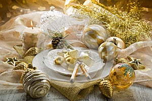 Gold xmas table