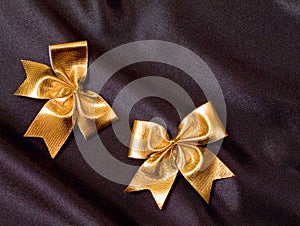 Golden bow