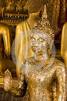 The Golden Buddha is beautiful that Buddhists worship