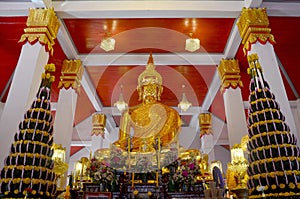 Zlatý obraz socha z chrám 