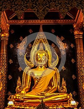 Golden buddha statue