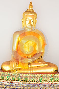 Golden Buddha Statue in Summer Dress (Golden Buddha) at Wat Pho