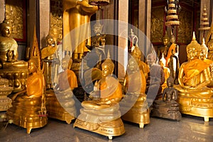 Golden buddha statues