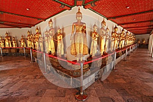 Golden Buddha statues or Phra Rabiang
