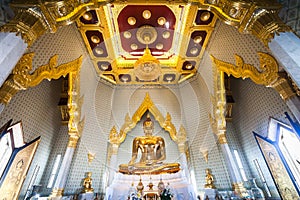 Golden Buddha at Wat Traimit, Bangkok, Thailand photo