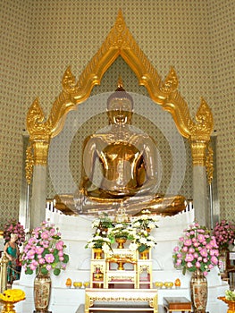 Golden Buddha, Wat Traimit temple, Bangkok, Thailand photo