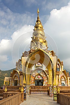 Golden buddhist temple