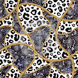 Golden chain glamour snakeskin and leopard fur seamless pattern illustration. Watercolor texture with golden chains
