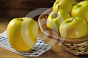 Golden delicious apple