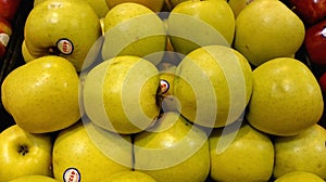 Golden Delicious Apples