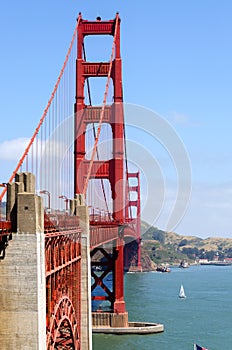 Golden Gate bridge in the city of San Francisco