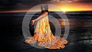 3D rendering di una donna avvolta in raso sulla spiaggia al tramonto.