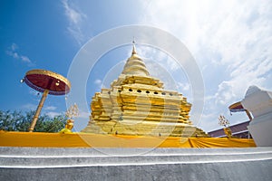 Golden Pagoda, Wat Phra That Sri Jom Thong (the Royal Temple)