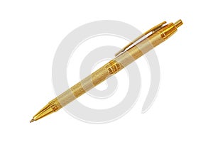 Zlatý pero izolované na bílém pozadí 