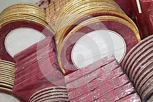 Golden red disposable dinnerware christmas gold color in shop