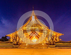 Golden-shining of Wat Pu Praw Temple