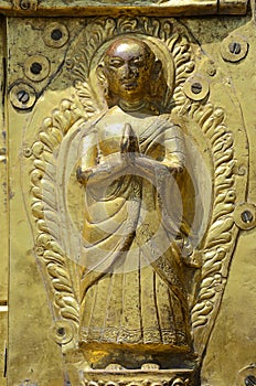 Golden statue