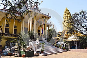 Golden temple of Wat Ounnalom in Phnom Peng Cambodia