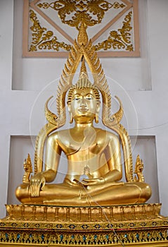 Golden Thai Buddhism Statue of Gautama Buddha