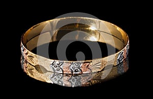 Goldish bracelet photo