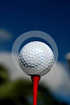 Golf - Ball on red tee
