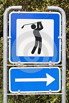 Golf course road sign