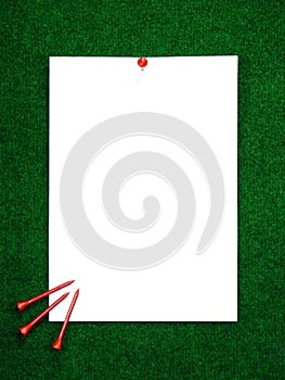 Golf note with pegs