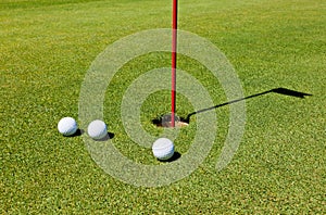 Golf: putting green photo