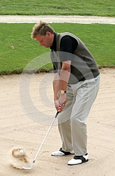 A golf sand-shot